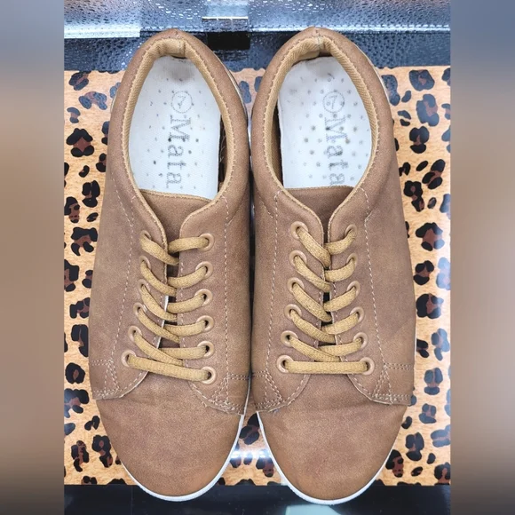 Mata Brown Women's Runner. - Picture 3 of 8